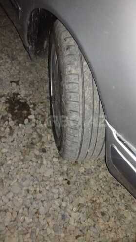 Mercedes E 240 1998, 325,000 km - 2.4 l - Gəncə