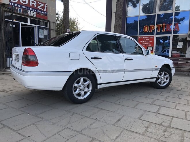 Mercedes C 180 1993, 200,000 km - 1.8 l - Biləsuvar