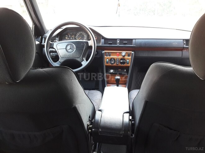 Mercedes E 250 1994, 371,337 km - 2.5 l - Cəlilabad