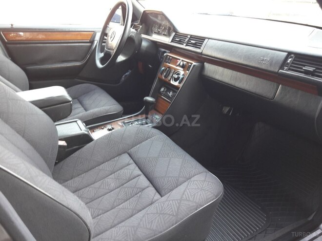 Mercedes E 250 1994, 371,337 km - 2.5 l - Cəlilabad