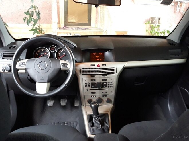 Opel Astra 2008, 260,854 km - 1.6 l - Bakı