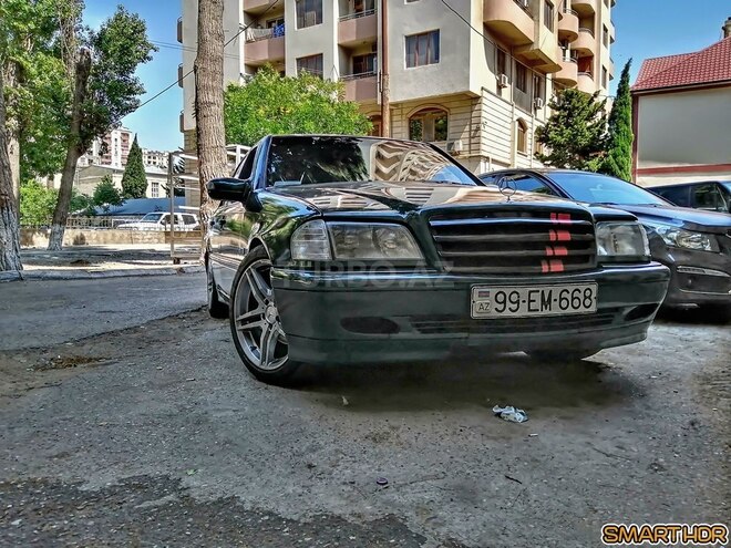 Mercedes C 180 1999, 270,000 km - 1.8 l - Bakı