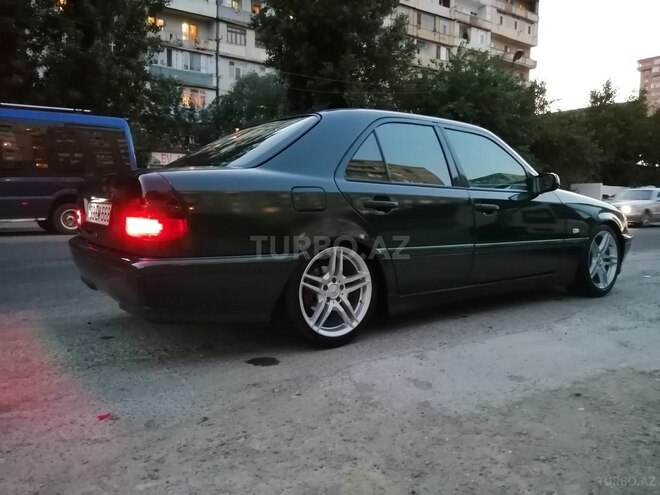 Mercedes C 180 1999, 270,000 km - 1.8 l - Bakı