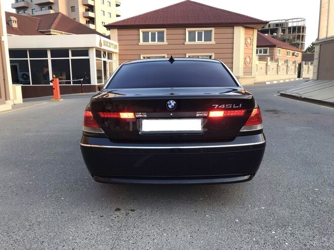BMW 745 2003, 150,000 km - 4.4 l - Bakı