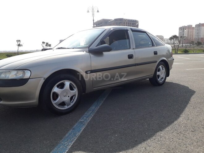Opel Vectra 1998, 428,946 km - 1.6 l - Sumqayıt