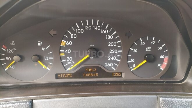 Mercedes E 280 1998, 249,000 km - 2.8 л - Bakı