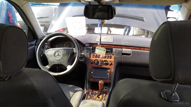 Mercedes E 280 1998, 249,000 km - 2.8 л - Bakı