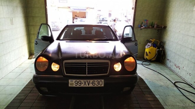 Mercedes E 280 1998, 249,000 km - 2.8 л - Bakı