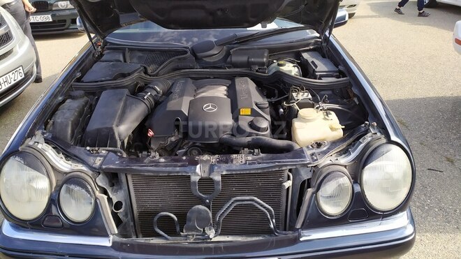 Mercedes E 280 1998, 249,000 km - 2.8 л - Bakı