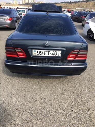 Mercedes E 220 2002, 392,816 km - 2.2 l - Bakı