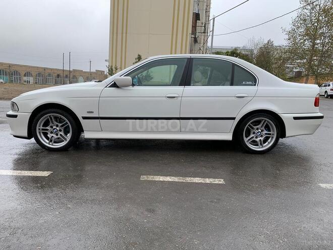BMW 530 2000, 372,000 km - 3.0 л - Gəncə