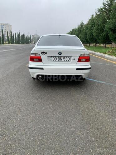BMW 530 2000, 372,000 km - 3.0 л - Gəncə