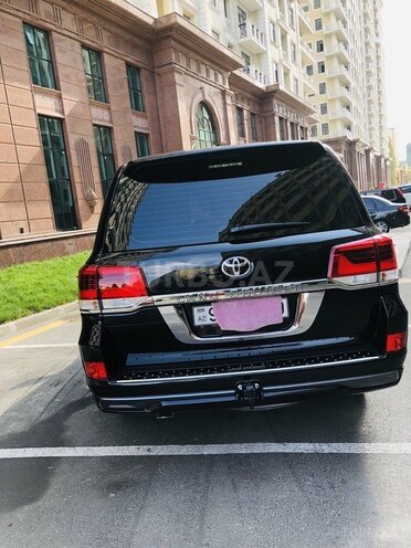 Toyota Land Cruiser 2018, 15,020 km - 4.0 l - Bakı