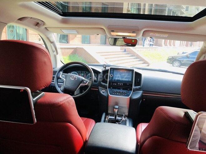 Toyota Land Cruiser 2018, 15,020 km - 4.0 l - Bakı