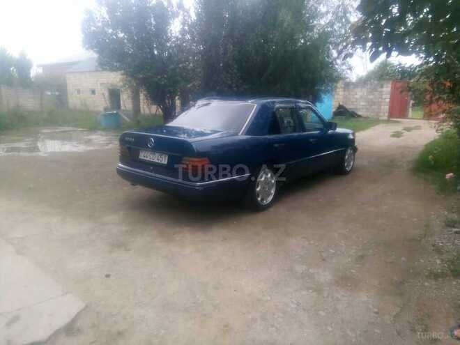 Mercedes E 200 1989, 200,000 km - 2.0 l - Masallı