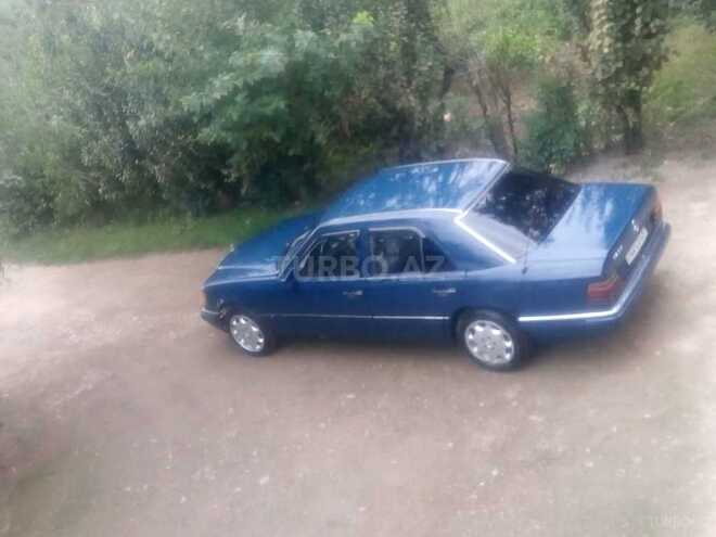 Mercedes E 200 1989, 200,000 km - 2.0 l - Masallı
