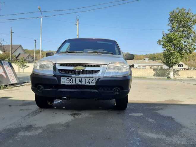 Chevrolet Niva 2012, 200,588 km - 1.7 l - Quba