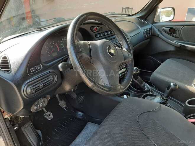 Chevrolet Niva 2012, 200,588 km - 1.7 l - Quba