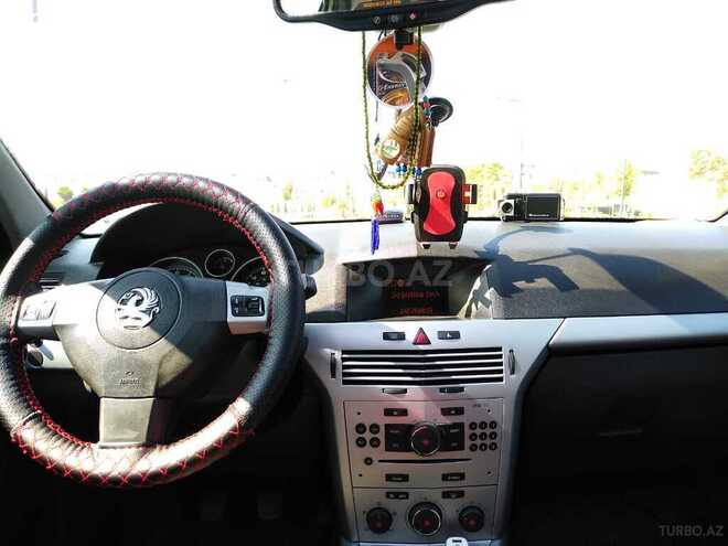 Opel Astra 2009, 200,000 km - 1.8 l - Bakı
