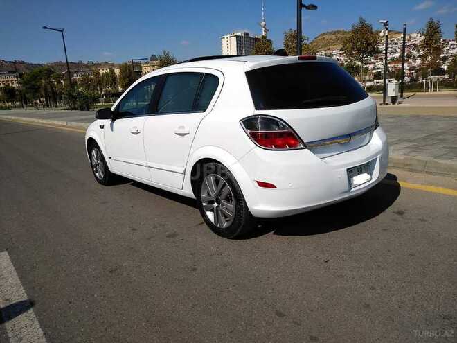 Opel Astra 2009, 200,000 km - 1.8 l - Bakı