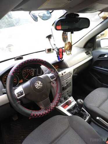 Opel Astra 2009, 200,000 km - 1.8 l - Bakı