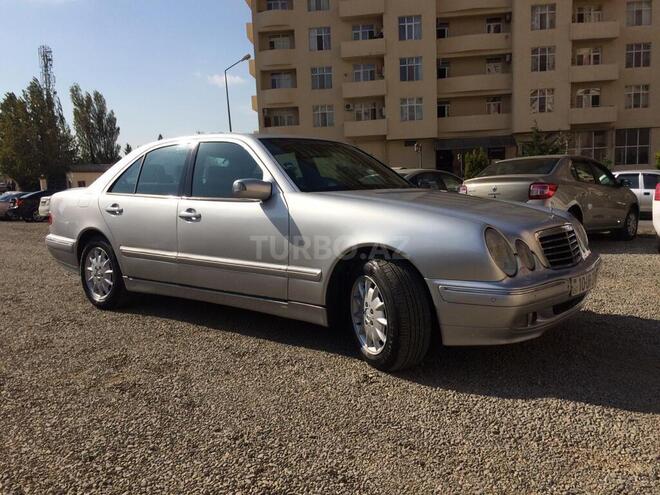 Mercedes E 270 2001, 378,168 km - 2.7 l - Bakı