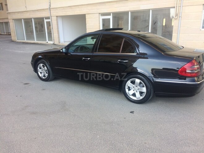 Mercedes E 270 2002, 318,000 km - 2.7 l - Bakı