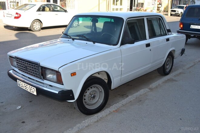 LADA (VAZ) 2107 1997, 234,567 km - 1.6 л - Bakı