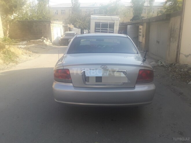 Hyundai Sonata 2003, 175,000 km - 2.0 l - Bakı