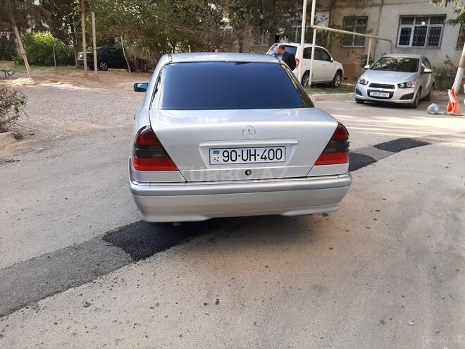 Mercedes C 180 1999, 250,000 km - 1.8 l - Bakı