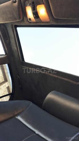 Mercedes E 320 2001, 278,000 km - 3.2 l - Bakı