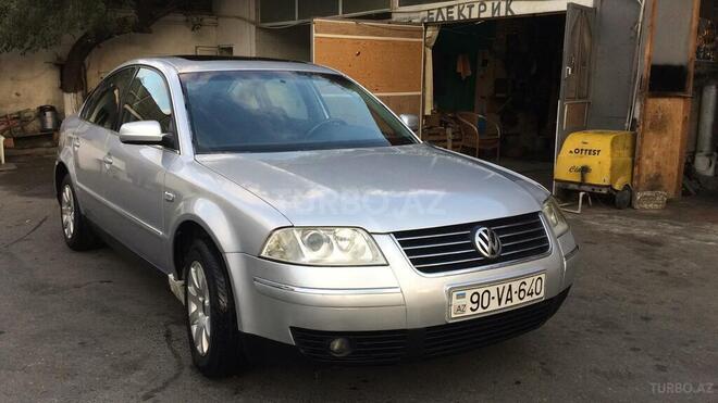 Volkswagen Passat 2003, 110,000 km - 1.8 l - Bakı