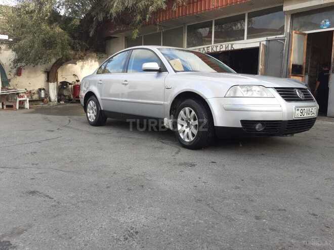 Volkswagen Passat 2003, 110,000 km - 1.8 l - Bakı