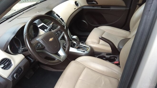 Chevrolet Cruze 2011, 271,500 km - 1.4 л - Bakı