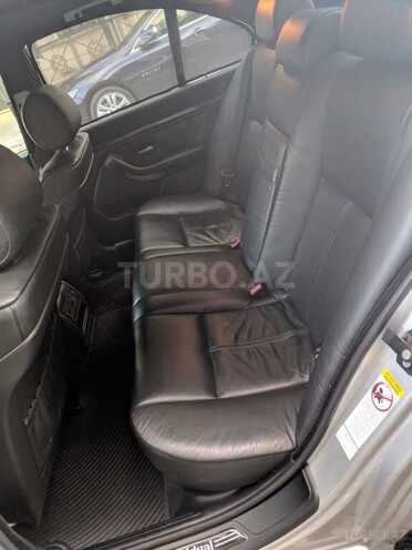 BMW 525 2002, 240,000 km - 2.5 л - Bakı