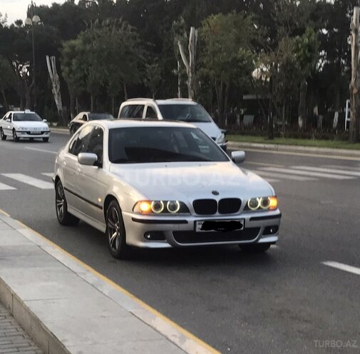 BMW 525 2002, 240,000 km - 2.5 л - Bakı