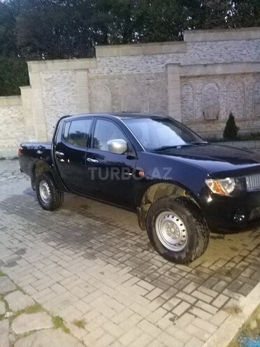 Mitsubishi L200 2007, 386,000 km - 2.5 l - Quba