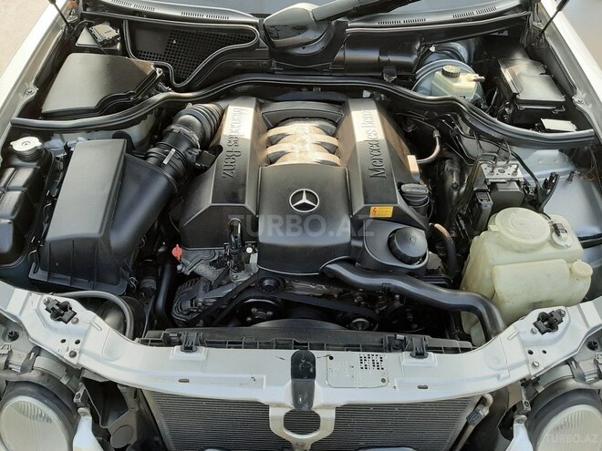 Mercedes E 240 2001, 242,000 km - 2.6 l - Şəmkir