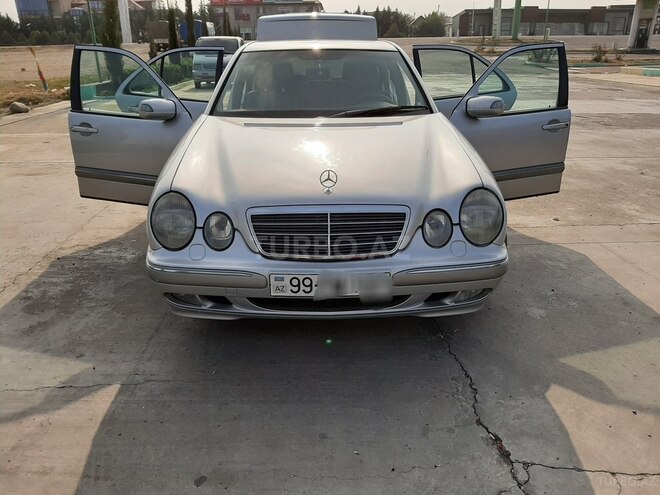 Mercedes E 240 2001, 242,000 km - 2.6 l - Şəmkir
