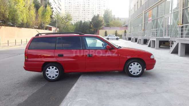 Opel Astra 1996, 258,010 km - 1.6 l - Bakı