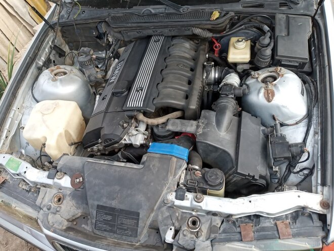 BMW 320 1995, 334,540 km - 2.0 л - Beyləqan