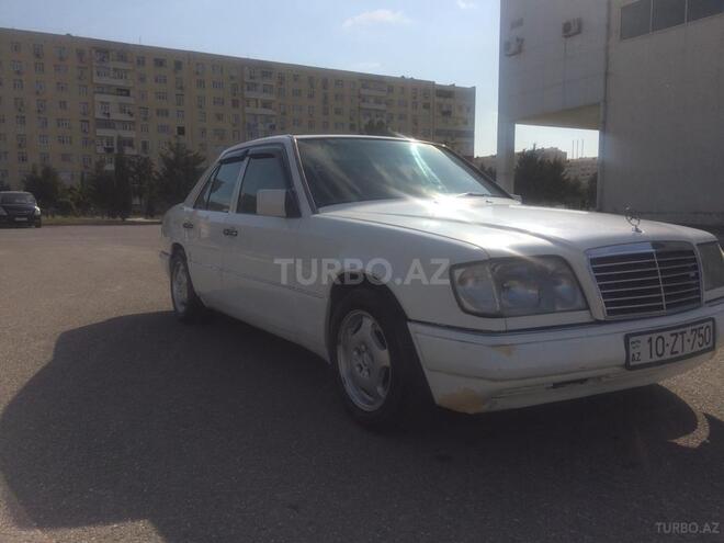 Mercedes E 230 1991, 311,000 km - 2.3 l - Bakı