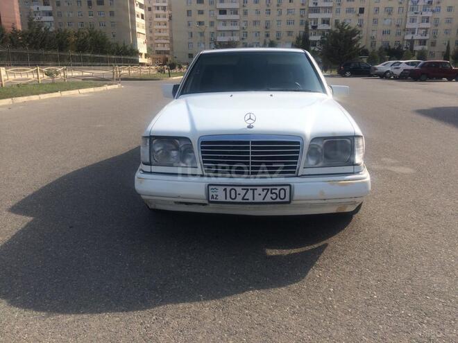 Mercedes E 230 1991, 311,000 km - 2.3 l - Bakı