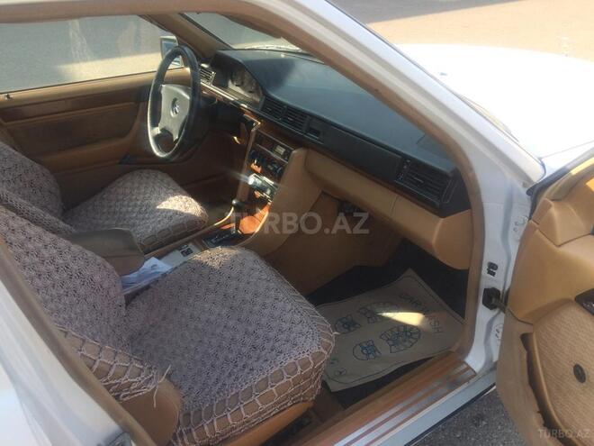 Mercedes E 230 1991, 311,000 km - 2.3 l - Bakı