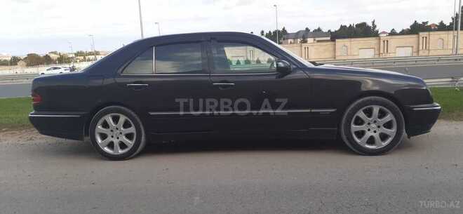 Mercedes E 220 2000, 480,000 km - 2.2 l - Bakı
