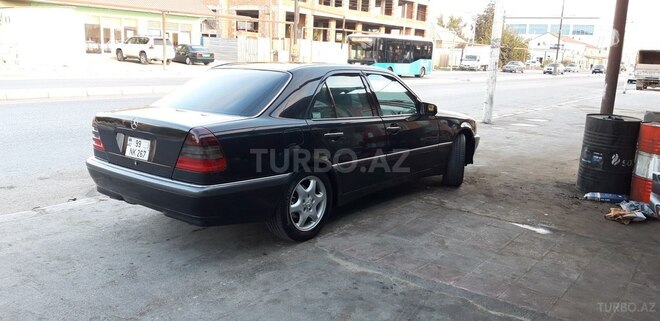 Mercedes C 230 1999, 289,000 km - 2.3 l - Bakı