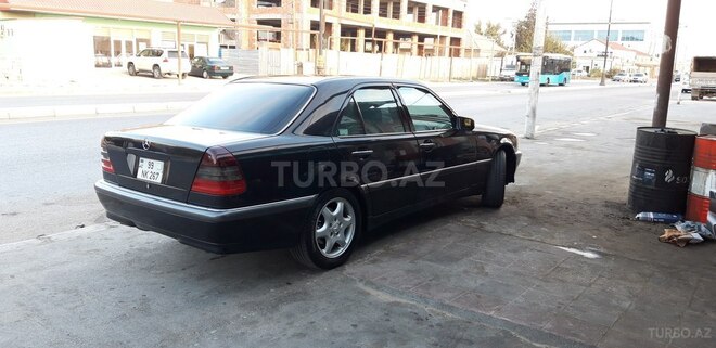 Mercedes C 230 1999, 289,000 km - 2.3 l - Bakı