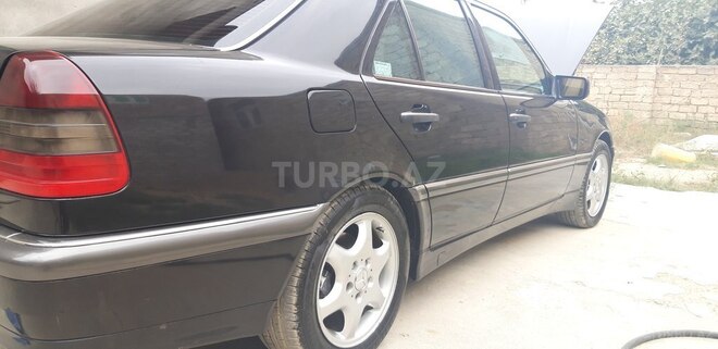 Mercedes C 230 1999, 289,000 km - 2.3 l - Bakı