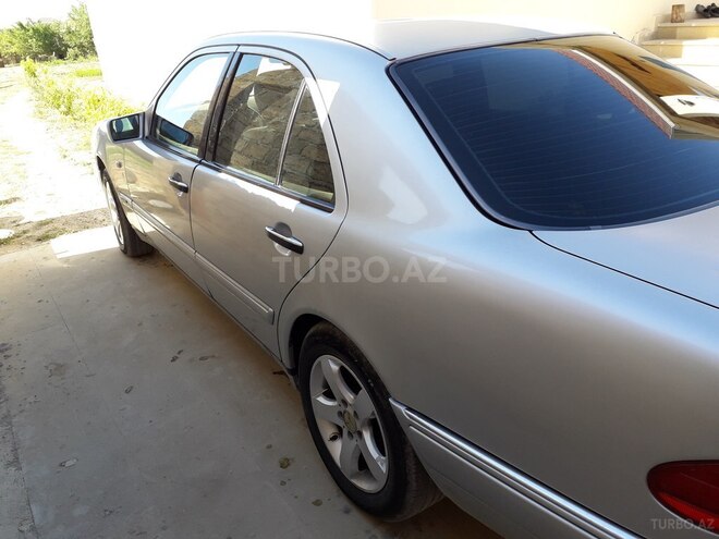 Mercedes E 230 1996, 174,720 km - 2.3 л - Bakı