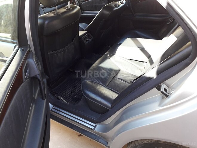 Mercedes E 230 1996, 174,720 km - 2.3 л - Bakı